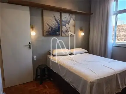 quarto foto inversa 