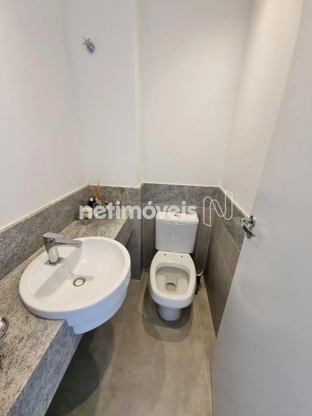 LAVABO