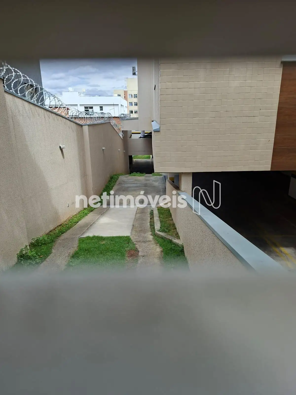 Entrada da garagem