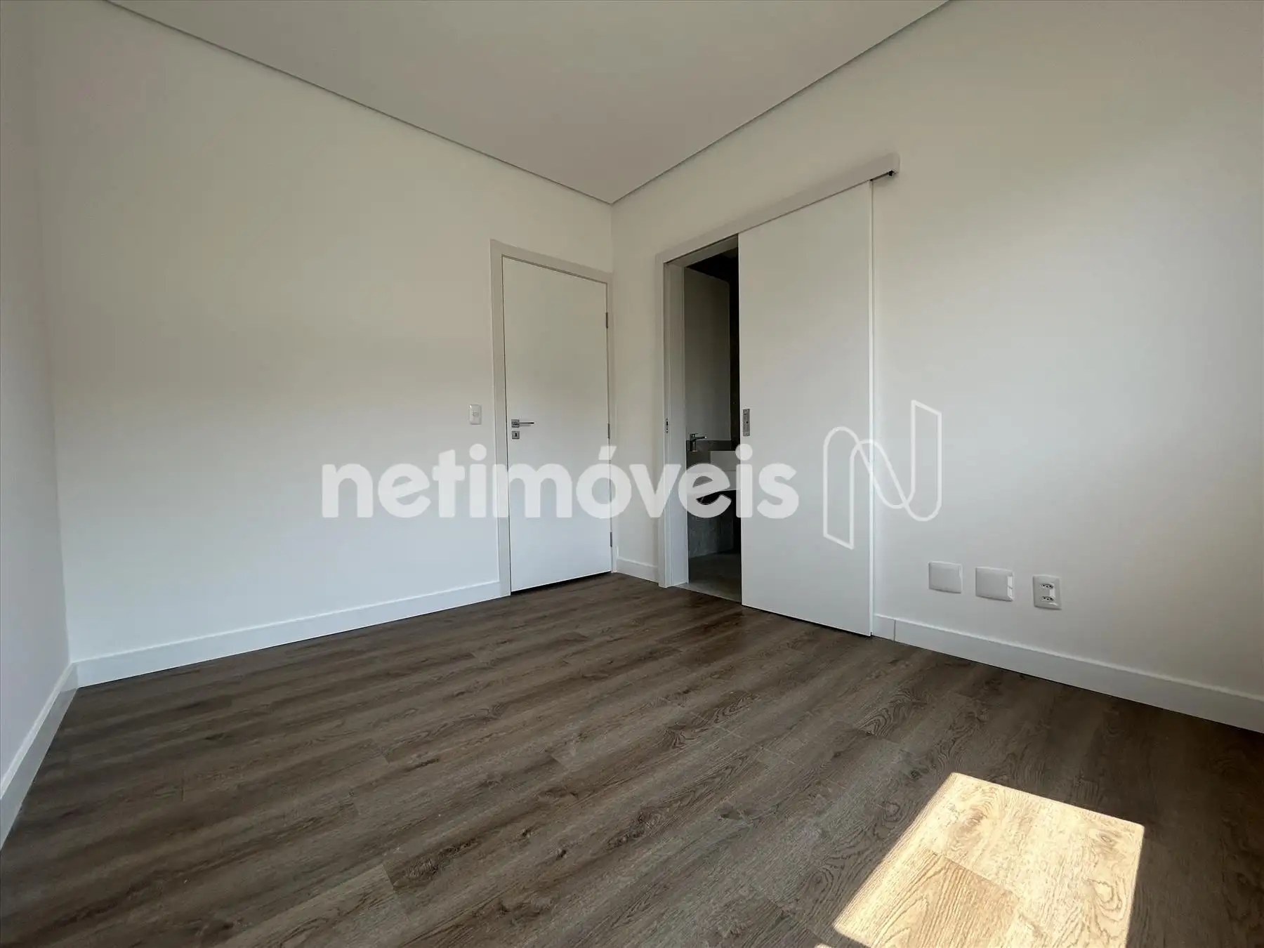 semi suite