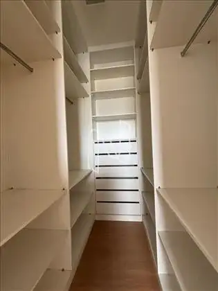 closet suite