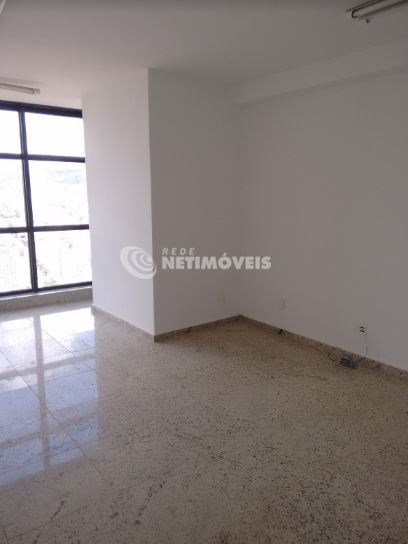 Andar-pilotis para comprar com 340 m², 10 banheiros, 6 vagas em Cidade Jardim, Belo Horizonte