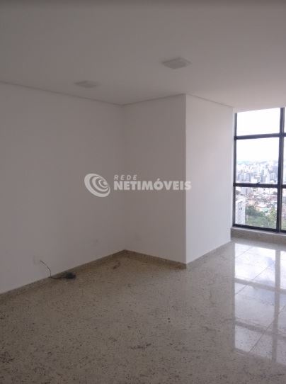 Andar-pilotis para comprar com 340 m², 10 banheiros, 6 vagas em Cidade Jardim, Belo Horizonte