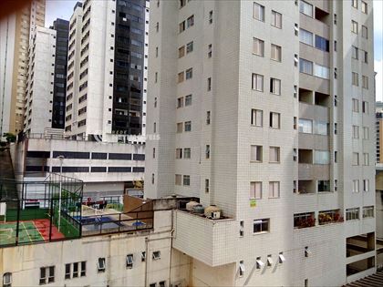 vista da sala e quarto