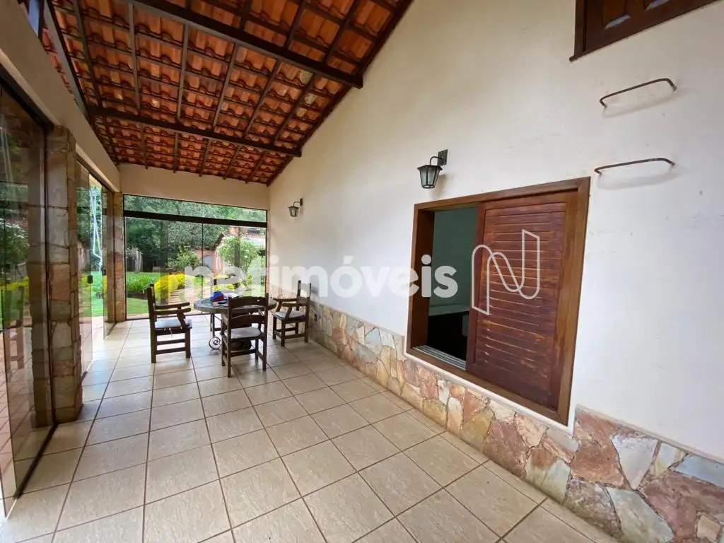 Vista lateral da casa 