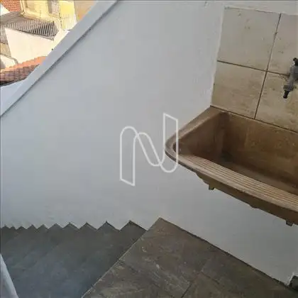 Acesso para a lavanderia e DCE 