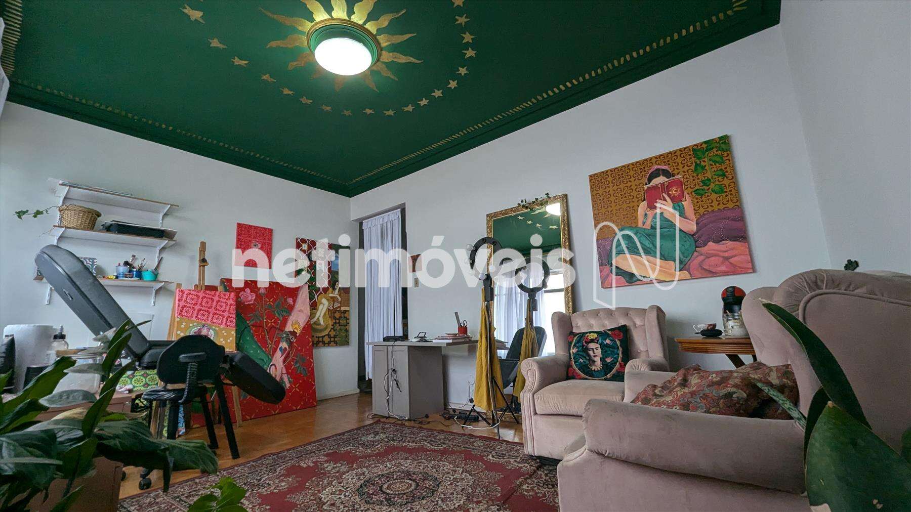 Apartamento em frente ao Colégio Loyola