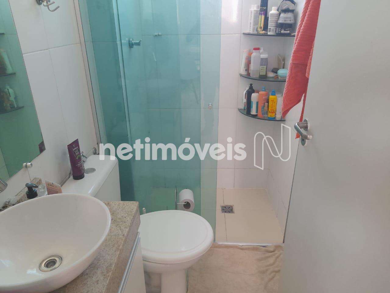 Banho social com box em blindex 