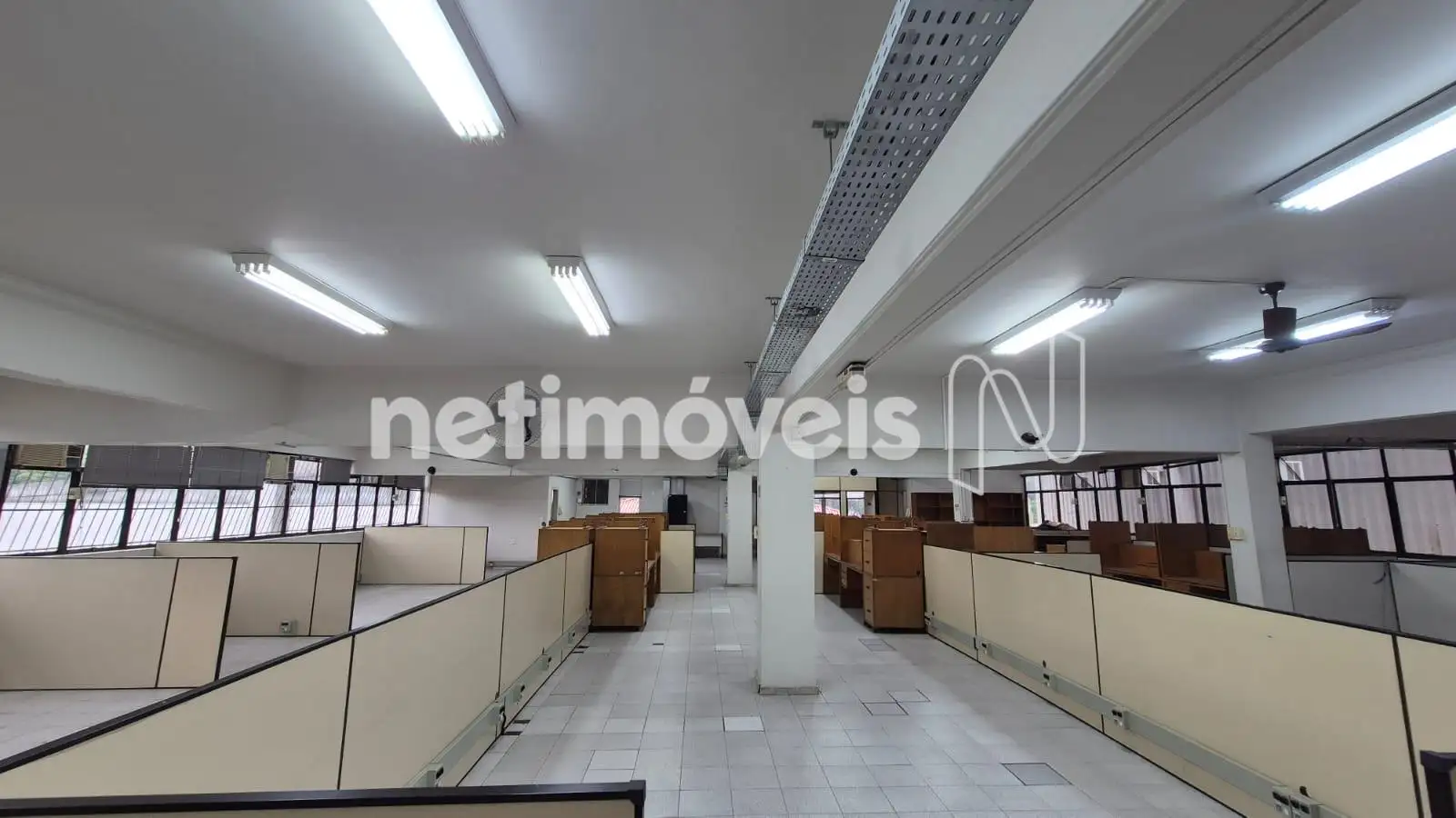 Espaço prédio administrativo