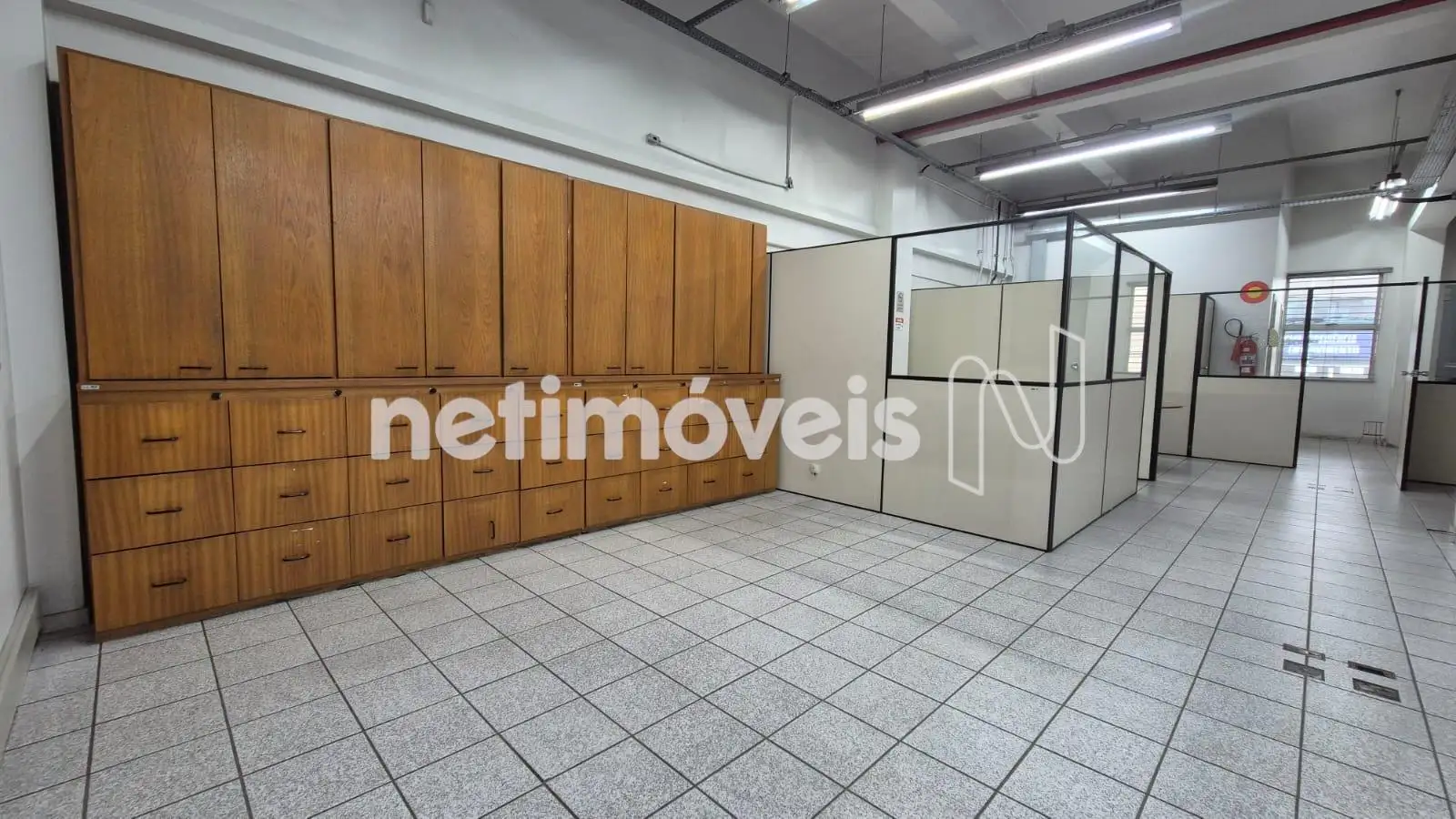 Sala arquivo prédio administrativo