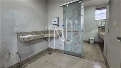 Banheiro espaço galpão