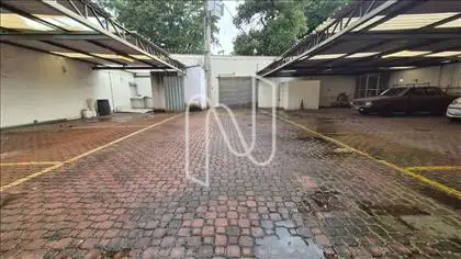 Estacionamento diretoria.