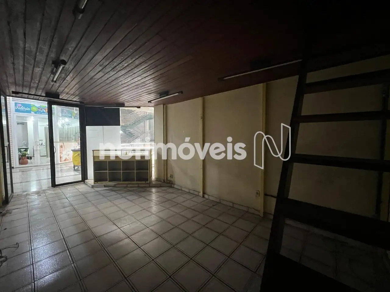 Primeiro piso da loja 