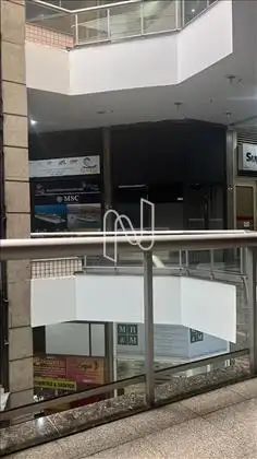 Vista frontal da loja 