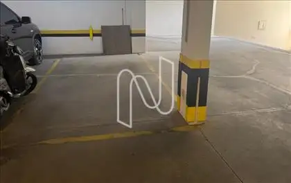 Uma vaga de garagem livre 