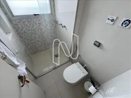 Banheiro com box 