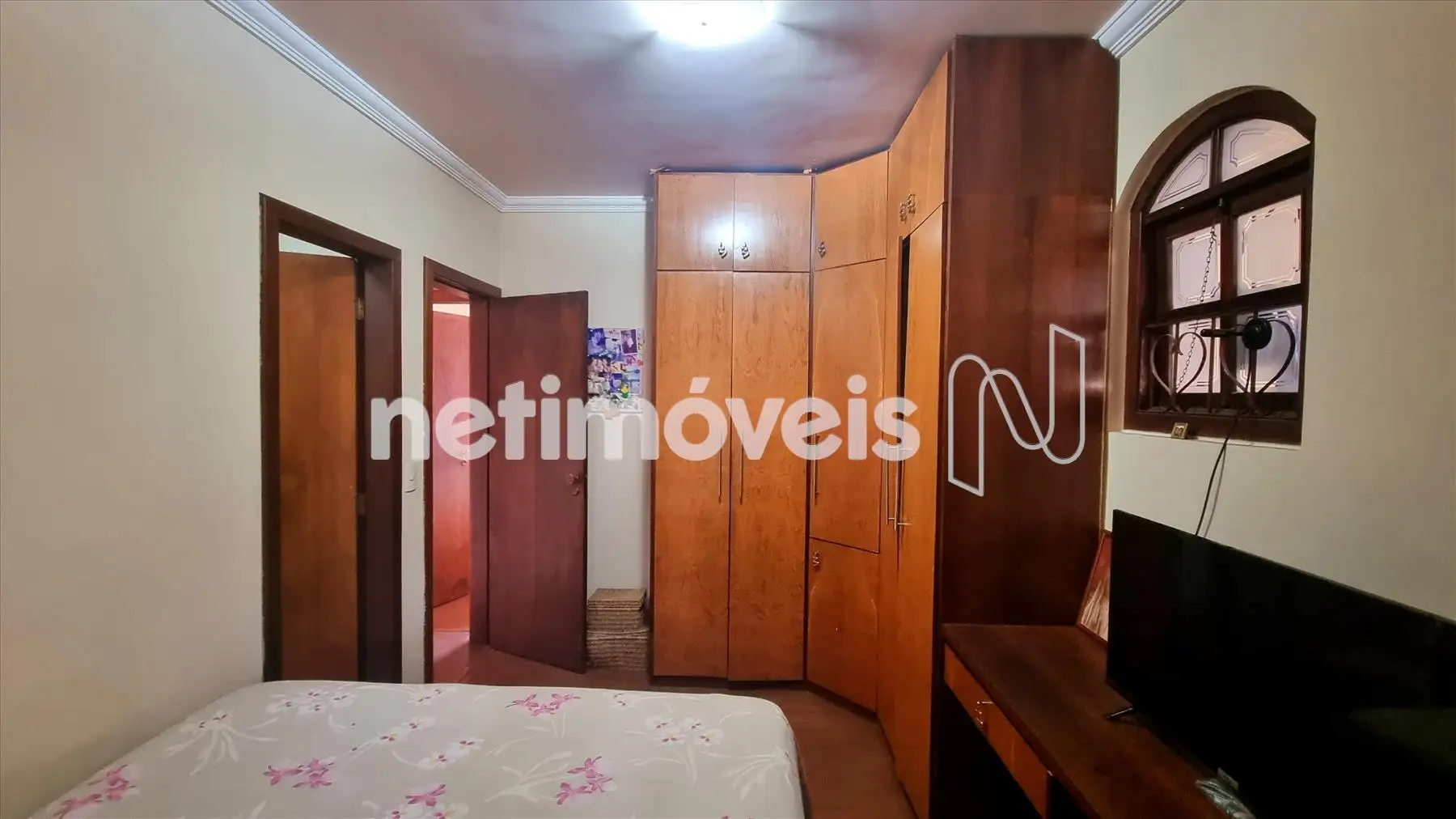 Quarto 2 - suíte - outra vista