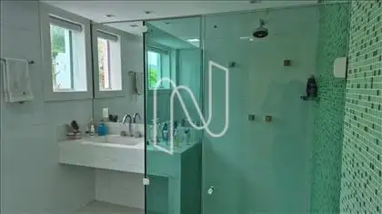 Banho suíte 2