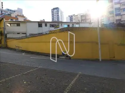  Imóvel de esquina