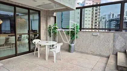 Cobertura área piscina