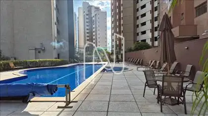 Piscina condomínio