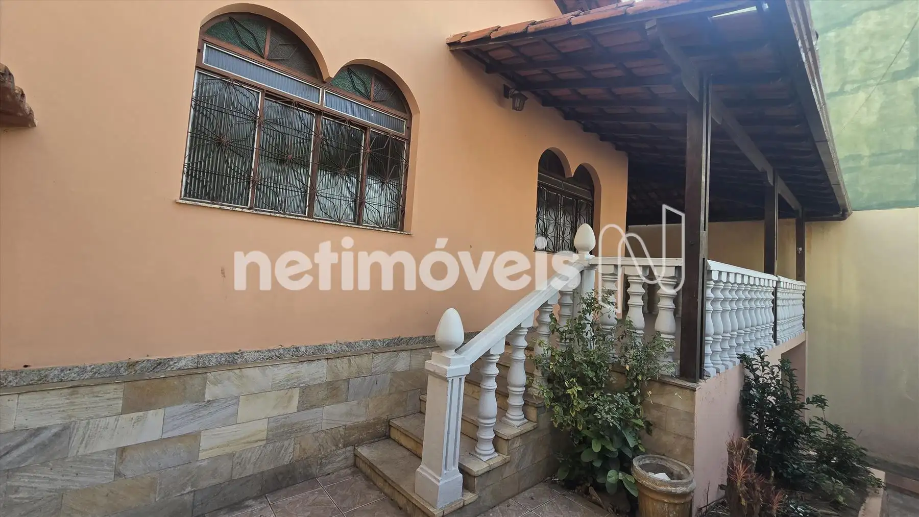 Casa para comprar com 246 m² em Rua Paulista, Fernão Dias, Belo Horizonte
