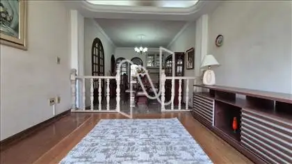 Sala anexa a sala de jantar