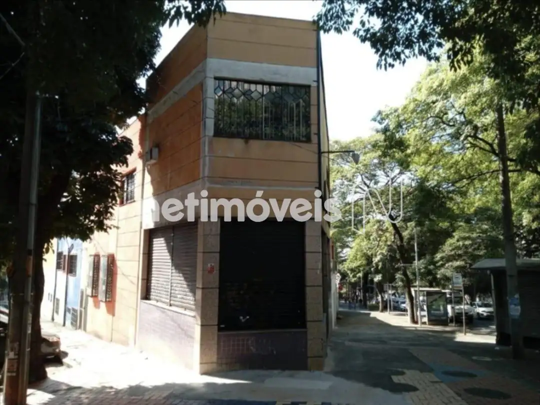  FACHADA