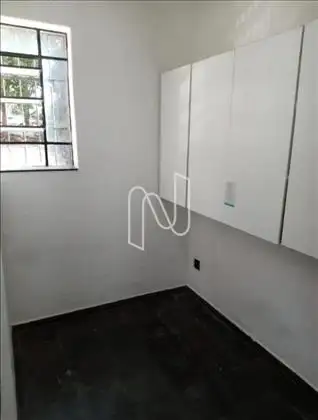  SALA