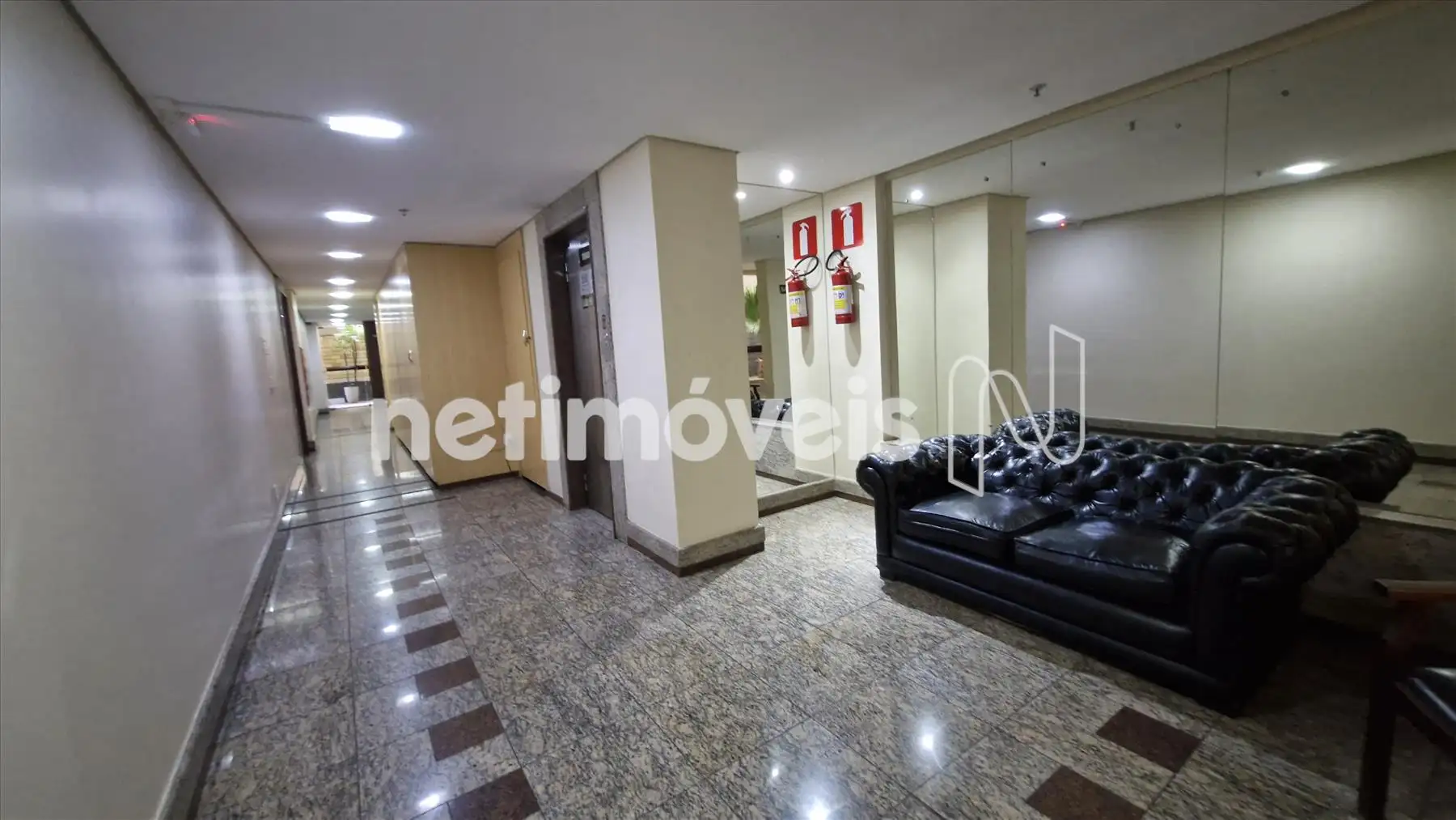 hall predio