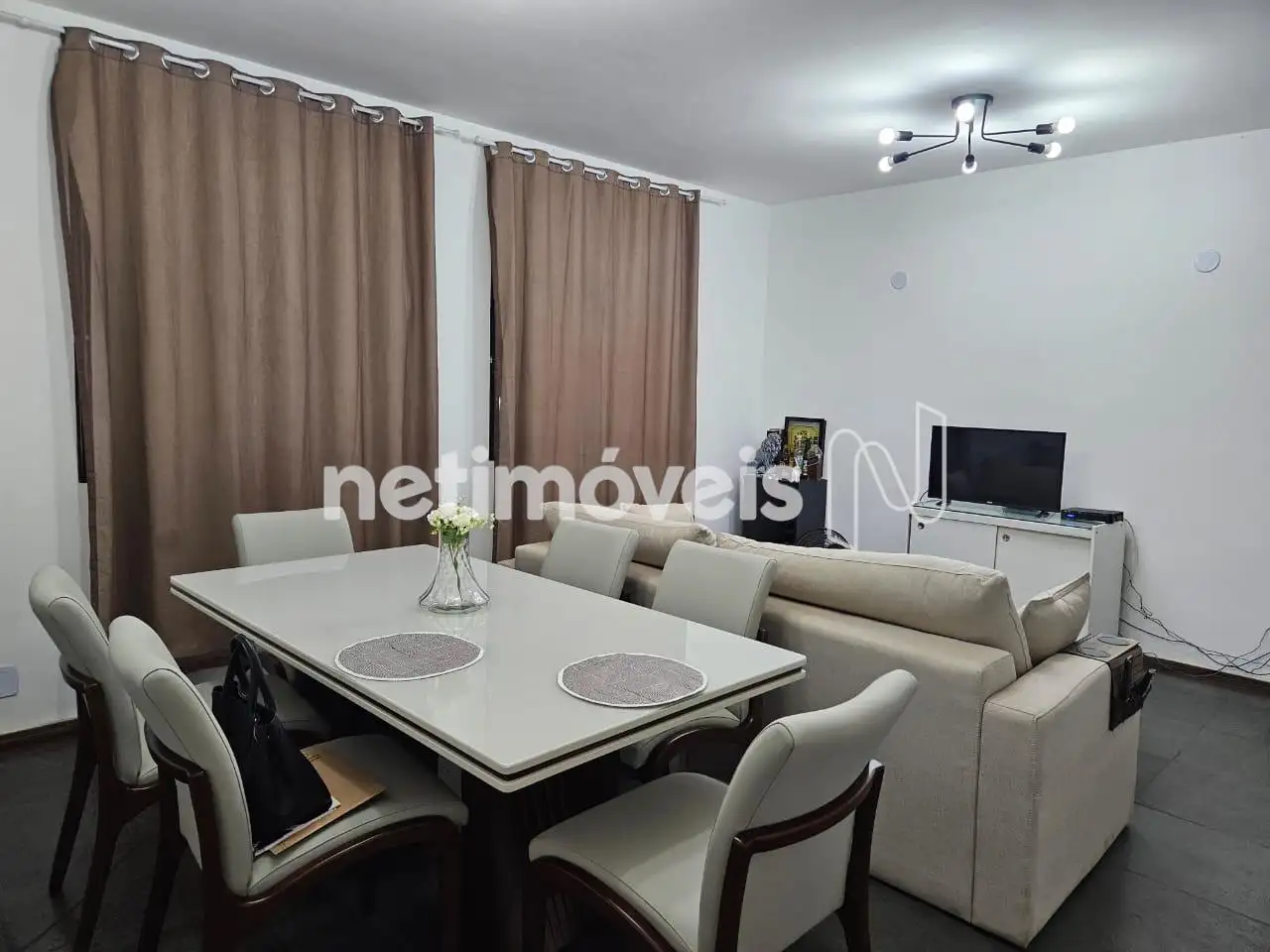 Sala ampla
