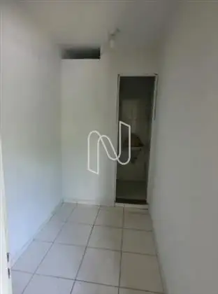  SALA COM BANHEIRO 