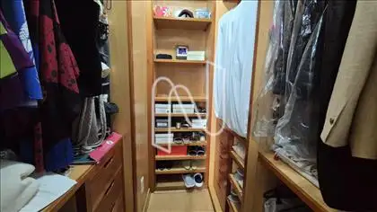  Closet