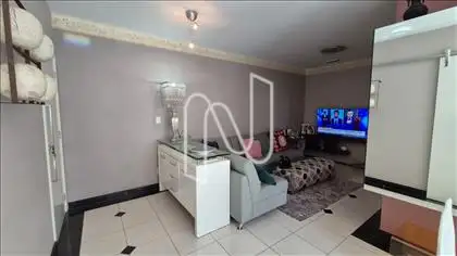  Entrada apartamento sala de visita