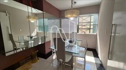 Sala de jantar conjugada com sala de visita 