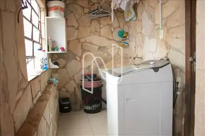 AREA DE SERVIÇO