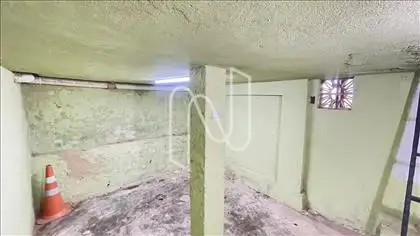 PORÃO  