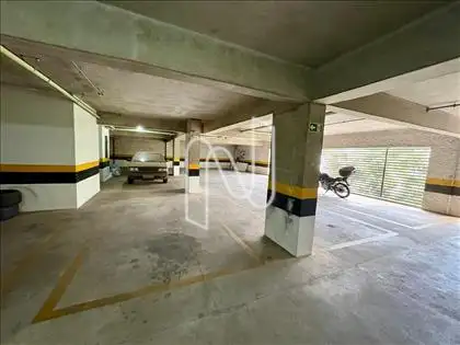 VAGA DE GARAGEM 