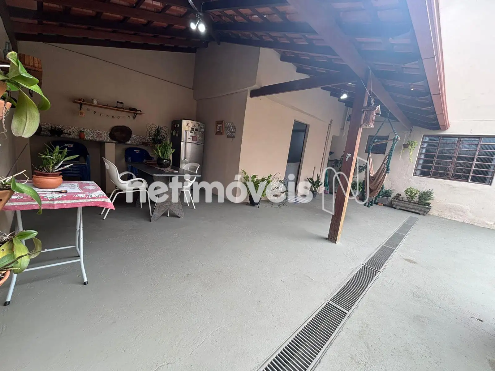 Area -quintal - piso inferior