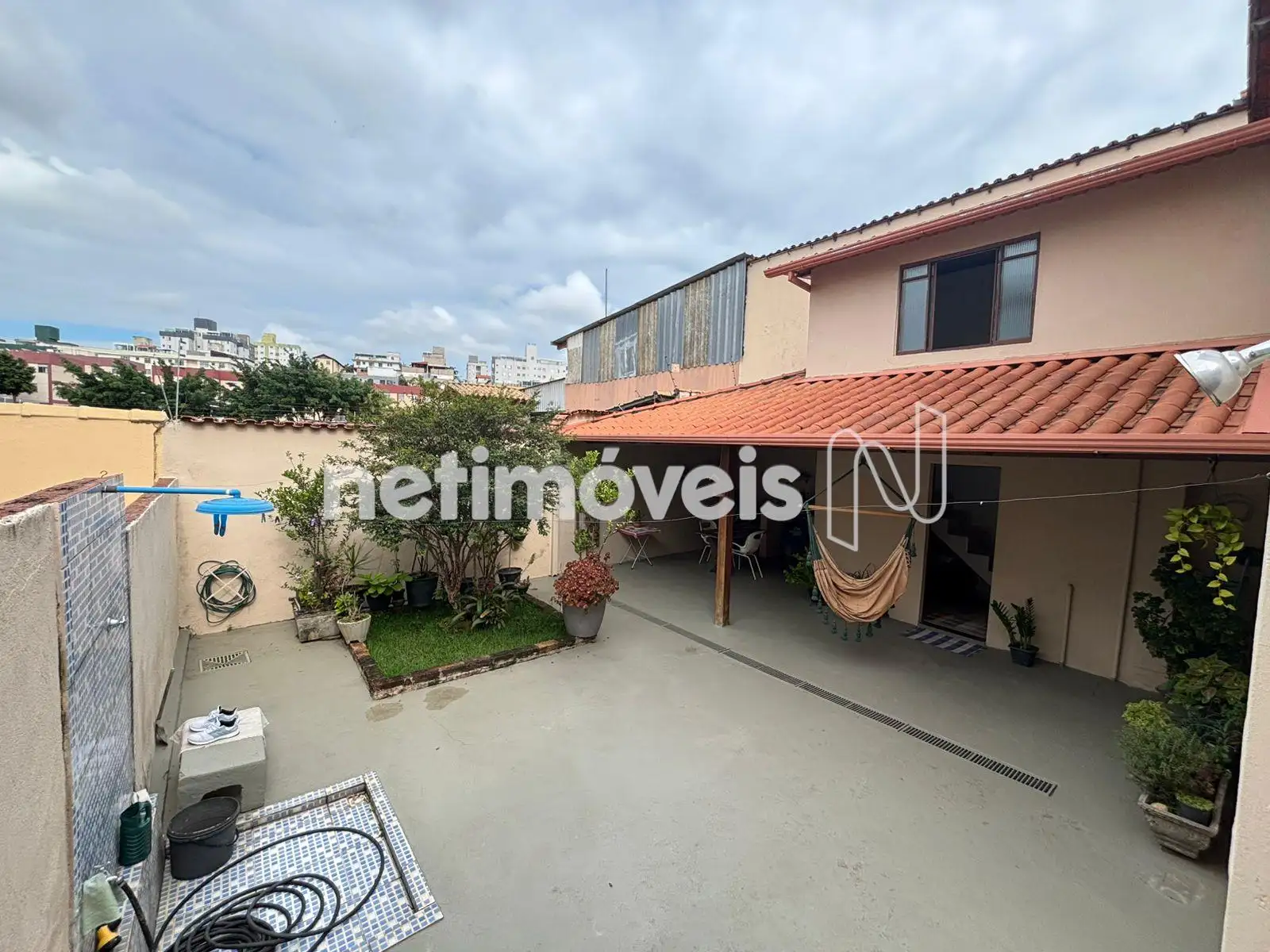 Area -quintal - piso inferior