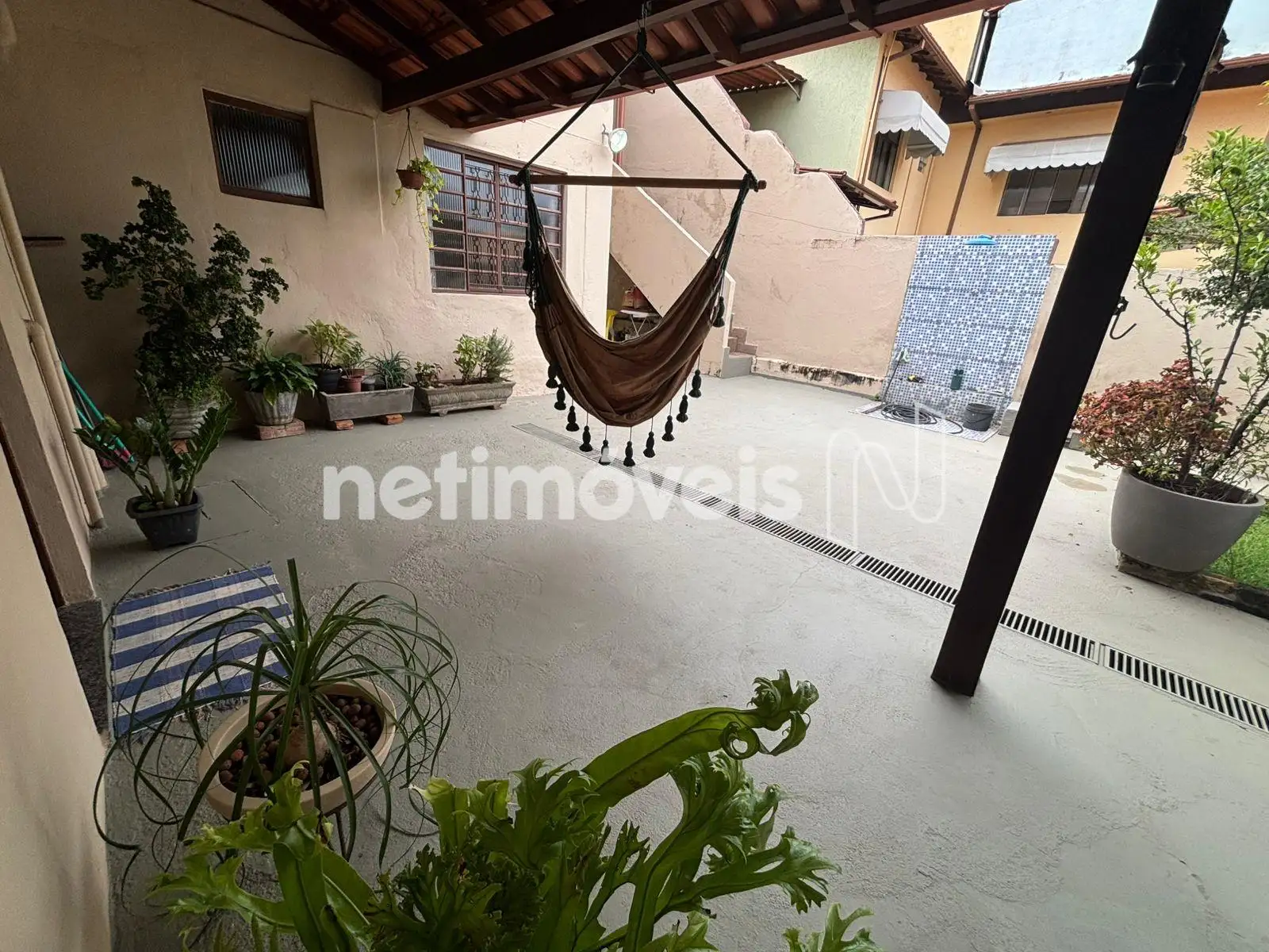 Area -quintal - piso inferior