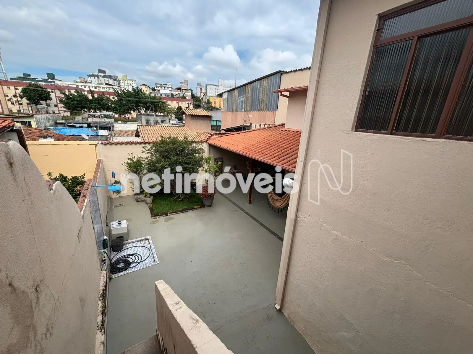 Area -quintal - piso inferior