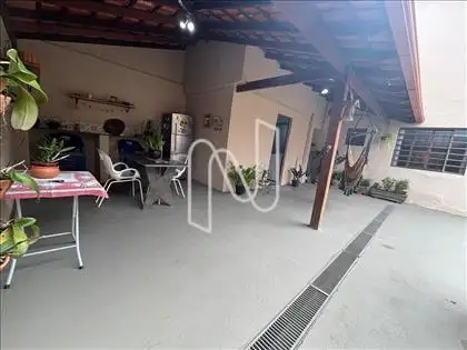 Area - quintal - piso inferior 