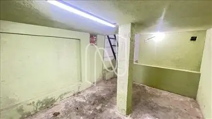 PORÃO  