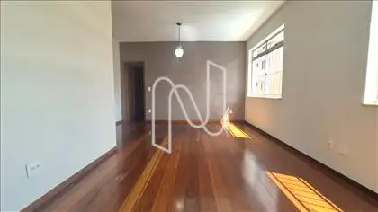 Sala ampla para 2 ambientes sol da manhã