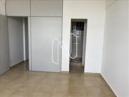 sala com banheiro