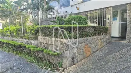 Jardim entrada edifício