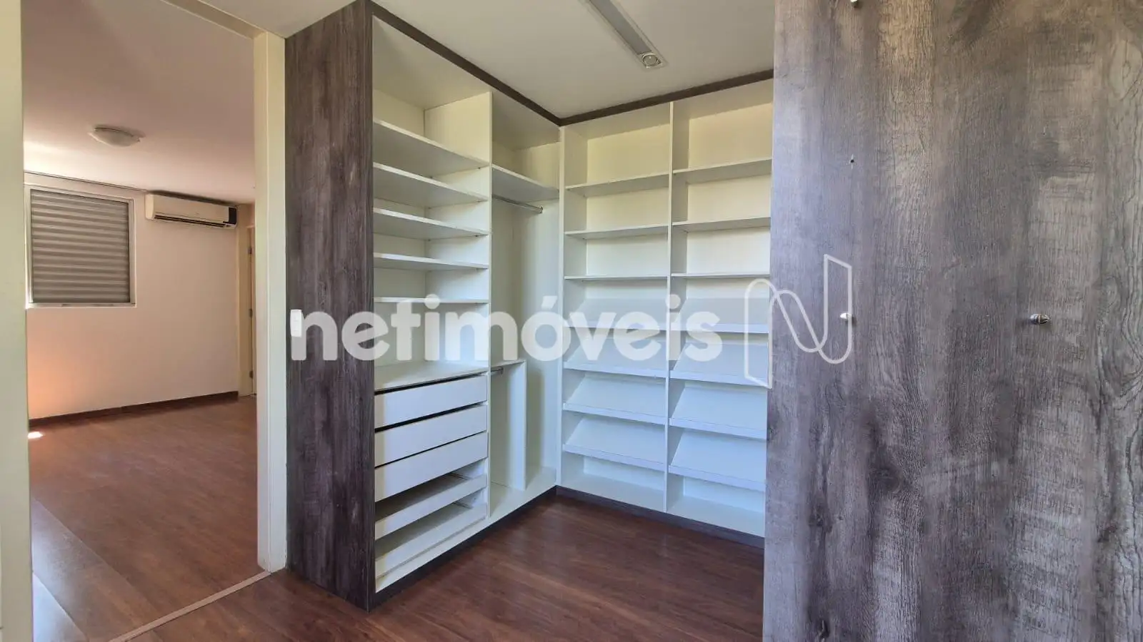 Closet (3º Quarto transformado em closet)