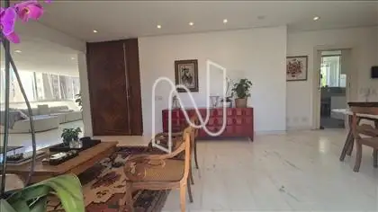 Sala ampla para vários ambientes