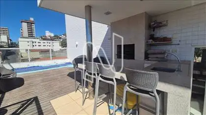 Espaço gourmet com piscina